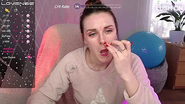 Snapshot of Bella__Swoon chatting on February 2025 10:45:01 AM Bella Swoon online show from February 2025 10:45:01 AM