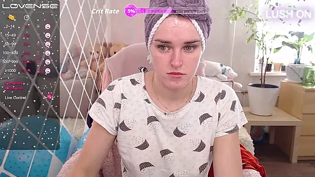 Snapshot of Bella__Swoon chatting on September 2025 04:47:01 AM Bella Swoon online show from September 2025 04:47:01 AM