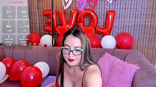 Snapshot of ariana_cross chatting on February 2025 12:47:01 PM ariana cross online show from February 2025 12:47:01 PM