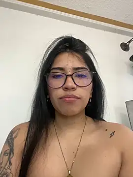 SaritaHot 69 online show from December 2024 03:22:01 PM