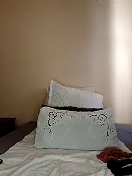 YourSubDesire online show from February 2026 01:47:01 PM