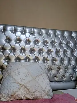 YourSubDesire online show from April 2026 12:12:01 PM