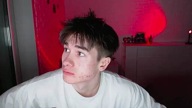 MarkusDean online show from November 2025 06:18:02 PM