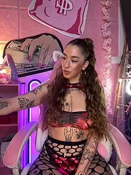 Chachou000 online show from February 2025 07:02:01 PM