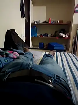 Boy3212 online show from December 2024 04:30:01 PM