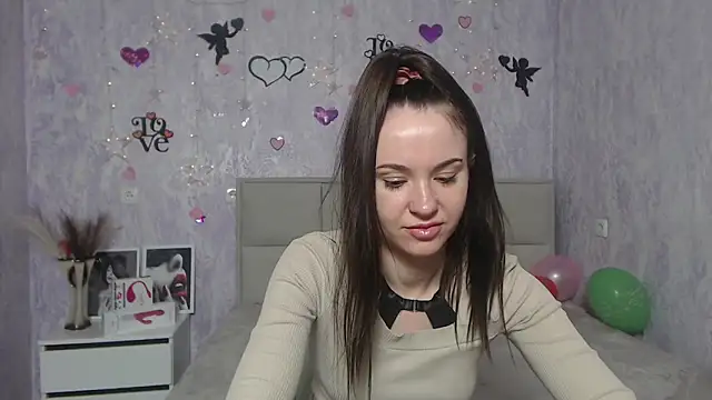 Snapshot of KaraCriegs chatting on February 2025 01:58:01 AM KaraCriegs online show from February 2025 01:58:01 AM
