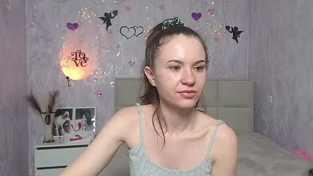 Snapshot of KaraCriegs chatting on February 2025 04:33:01 AM KaraCriegs online show from February 2025 04:33:01 AM