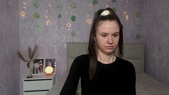Snapshot of KaraCriegs chatting on March 2025 03:32:02 AM KaraCriegs online show from March 2025 03:32:02 AM