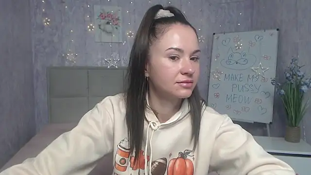 KaraCriegs online show from September 2025 05:29:02 PM