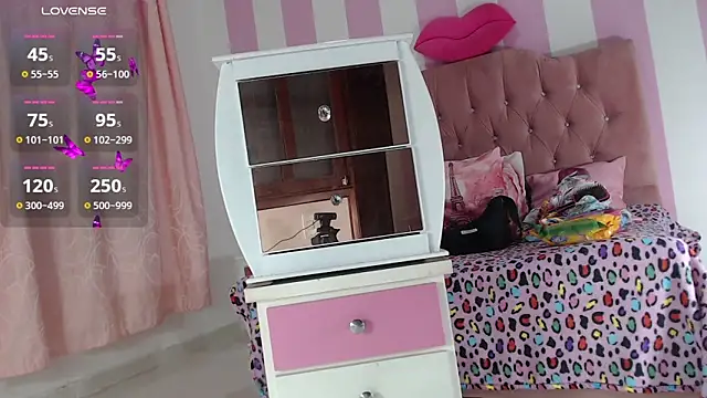 zaleya mateus online show from November 2025 01:04:01 AM