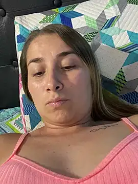 Snapshot of Iris_love18 chatting on January 2025 10:23:01 PM Iris love18 online show from January 2025 10:23:01 PM