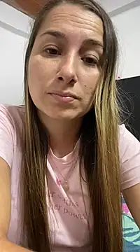 Snapshot of Iris_love18 chatting on February 2025 01:36:02 AM Iris love18 online show from February 2025 01:36:02 AM