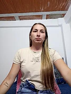 Iris love18 online show from October 2025 04:03:02 PM