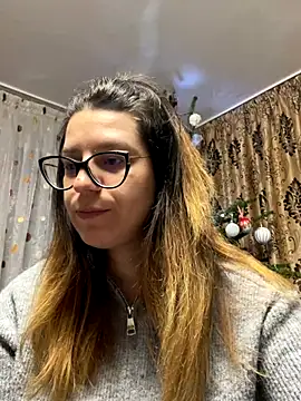 NadiraNoor online show from December 2025 09:20:02 PM