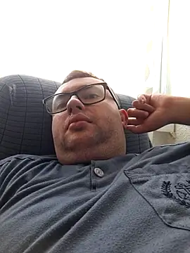 Javier bear online show from April 2026 09:17:01 AM