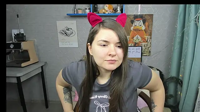 LineraPitts online show from January 2025 02:46:01 PM