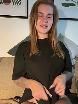 EmiliaCatalina online show from September 2025 08:41:01 PM