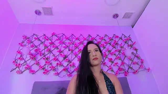 victoria cooper3 online show from January 2025 12:31:01 PM