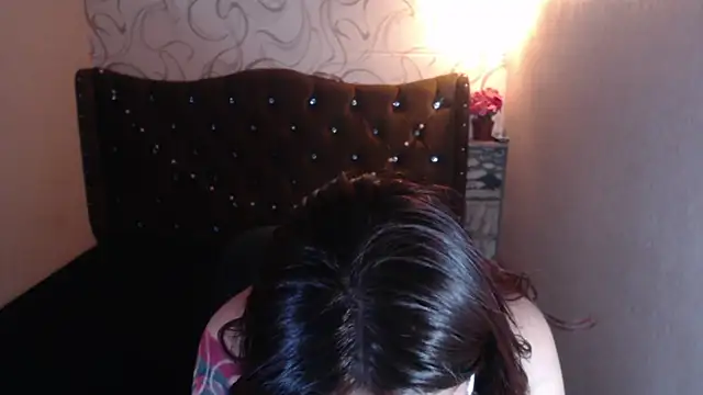 LiaHarryis online show from February 2025 04:53:02 PM