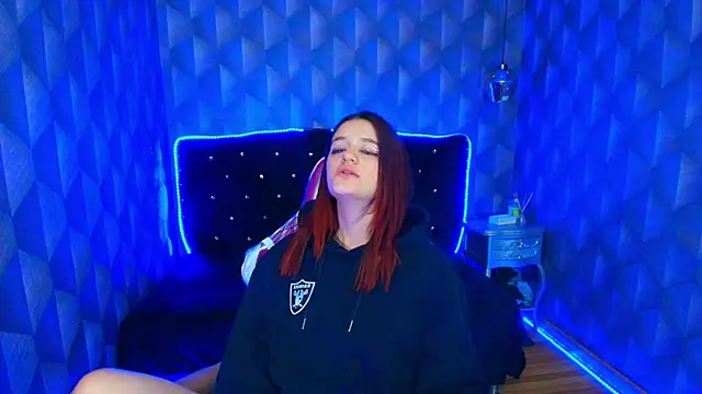 LiaHarryis online show from November 2025 07:56:01 AM