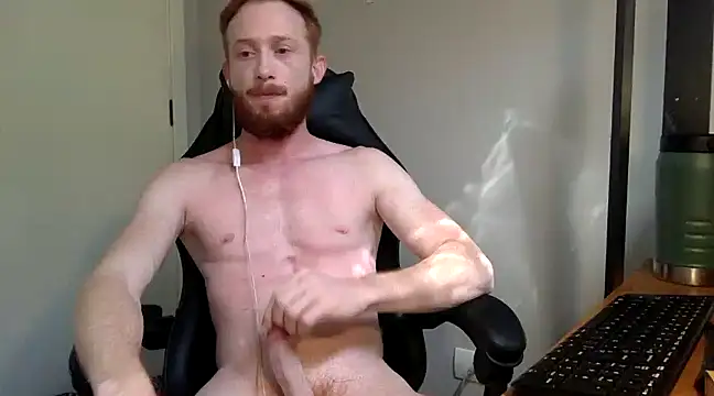 Snapshot of Smoker_Ginger chatting on January 2025 06:18:01 PM Smoker Ginger online show from January 2025 06:18:01 PM