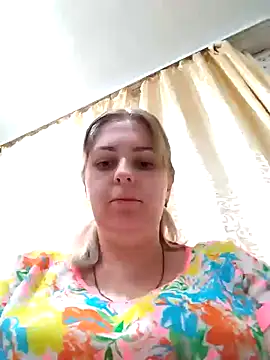 Lady nice cat online show from January 2025 03:33:02 PM