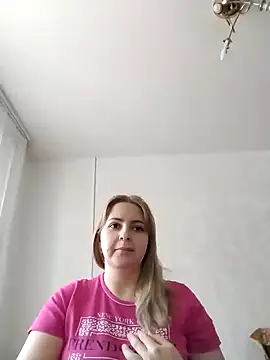 Lady nice cat online show from January 2025 04:04:01 AM