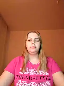 Lady nice cat online show from January 2025 01:29:01 PM