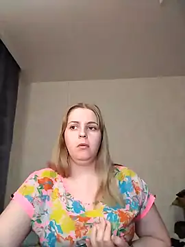 Lady nice cat online show from January 2025 11:26:01 AM