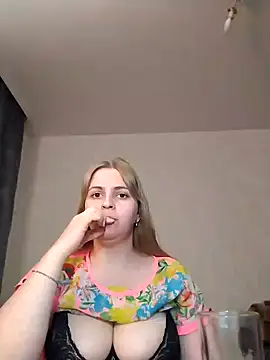 Lady nice cat online show from January 2025 03:22:01 PM
