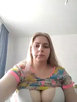 Lady nice cat online show from January 2025 04:29:01 AM