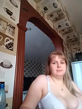 Lady nice cat online show from September 2025 01:54:01 AM