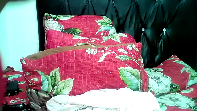 Hotxchickk online show from December 2025 08:21:02 AM