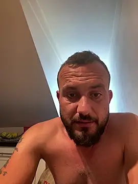 Snapshot of cosmin9000 chatting on July 2026 10:21:02 AM cosmin9000 online show from July 2026 10:21:02 AM