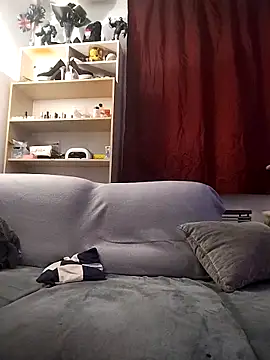 LauraBaby online show from November 2025 08:52:02 PM