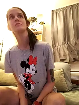 LauraBaby online show from November 2025 07:06:01 PM