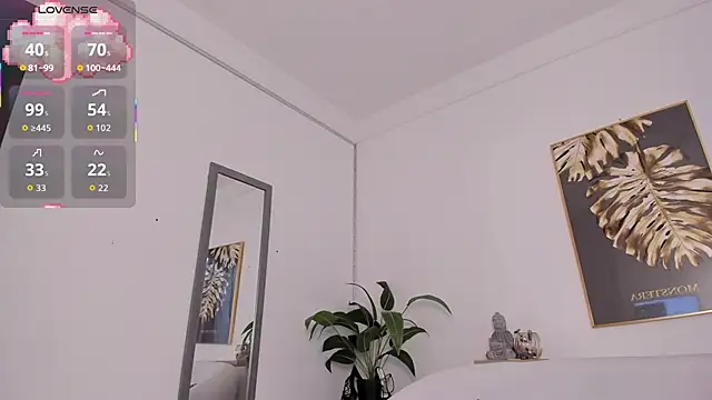 Amina hafsa online show from October 2025 08:07:02 PM