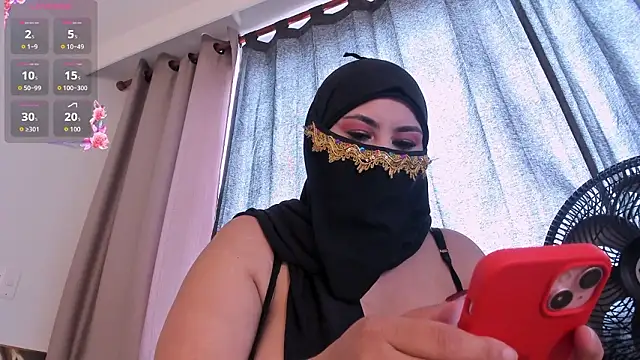 Amina hafsa online show from February 2026 07:29:01 PM