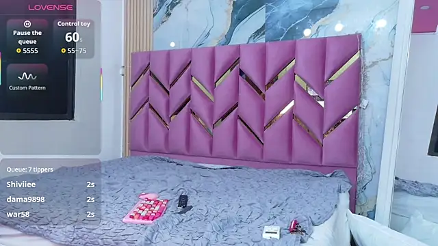 Snapshot of daddyissuesss_ chatting on October 2025 07:26:01 PM daddyissuesss online show from October 2025 07:26:01 PM