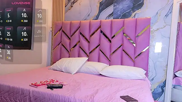 Snapshot of daddyissuesss_ chatting on November 2025 07:16:02 PM daddyissuesss online show from November 2025 07:16:02 PM