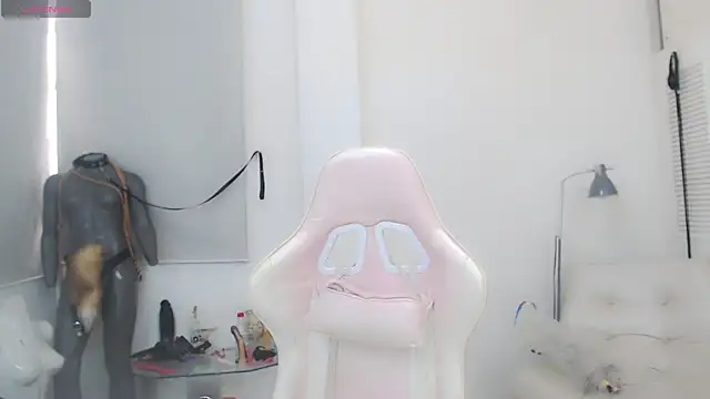 sasha mom69  online show from November 2025 03:45:01 PM