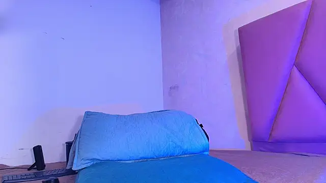 arl chloee online show from September 2025 03:09:02 AM