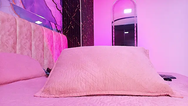 arl chloee online show from March 2026 03:10:01 AM