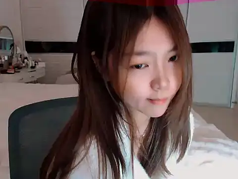 -Lucky Girl online show from December 2024 03:17:02 AM