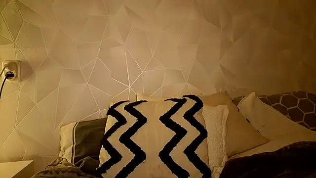 Sweetninaaa online show from March 2026 10:45:01 PM