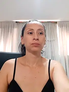 AliceRossi online show from December 2024 05:52:02 PM