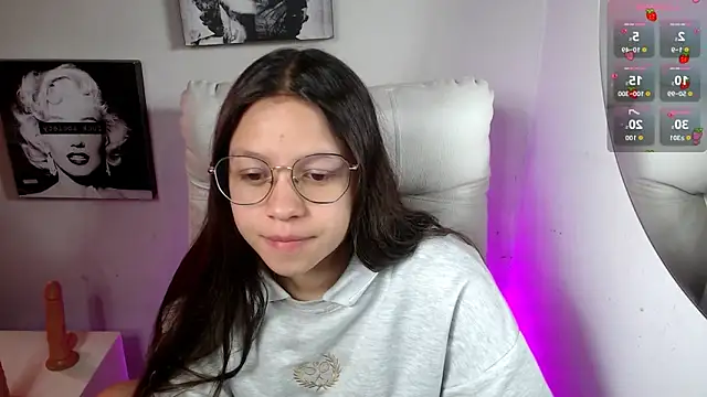 SamanthaRoldaan online show from November 2025 01:54:02 PM