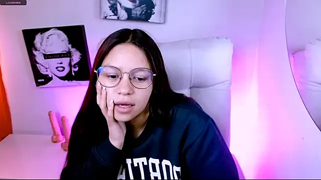 SamanthaRoldaan online show from March 2026 12:56:02 PM