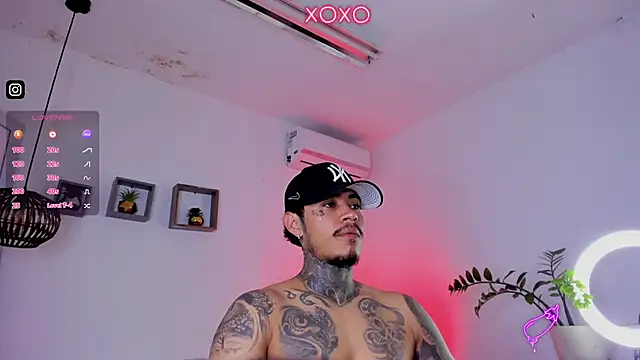 Snapshot of JordanSmiith_ chatting on January 2025 12:04:02 AM JordanSmiith online show from January 2025 12:04:02 AM