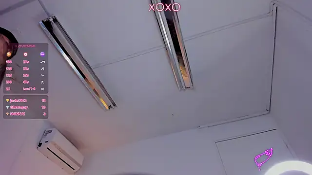 Snapshot of JordanSmiith_ chatting on February 2025 02:22:02 AM JordanSmiith online show from February 2025 02:22:02 AM